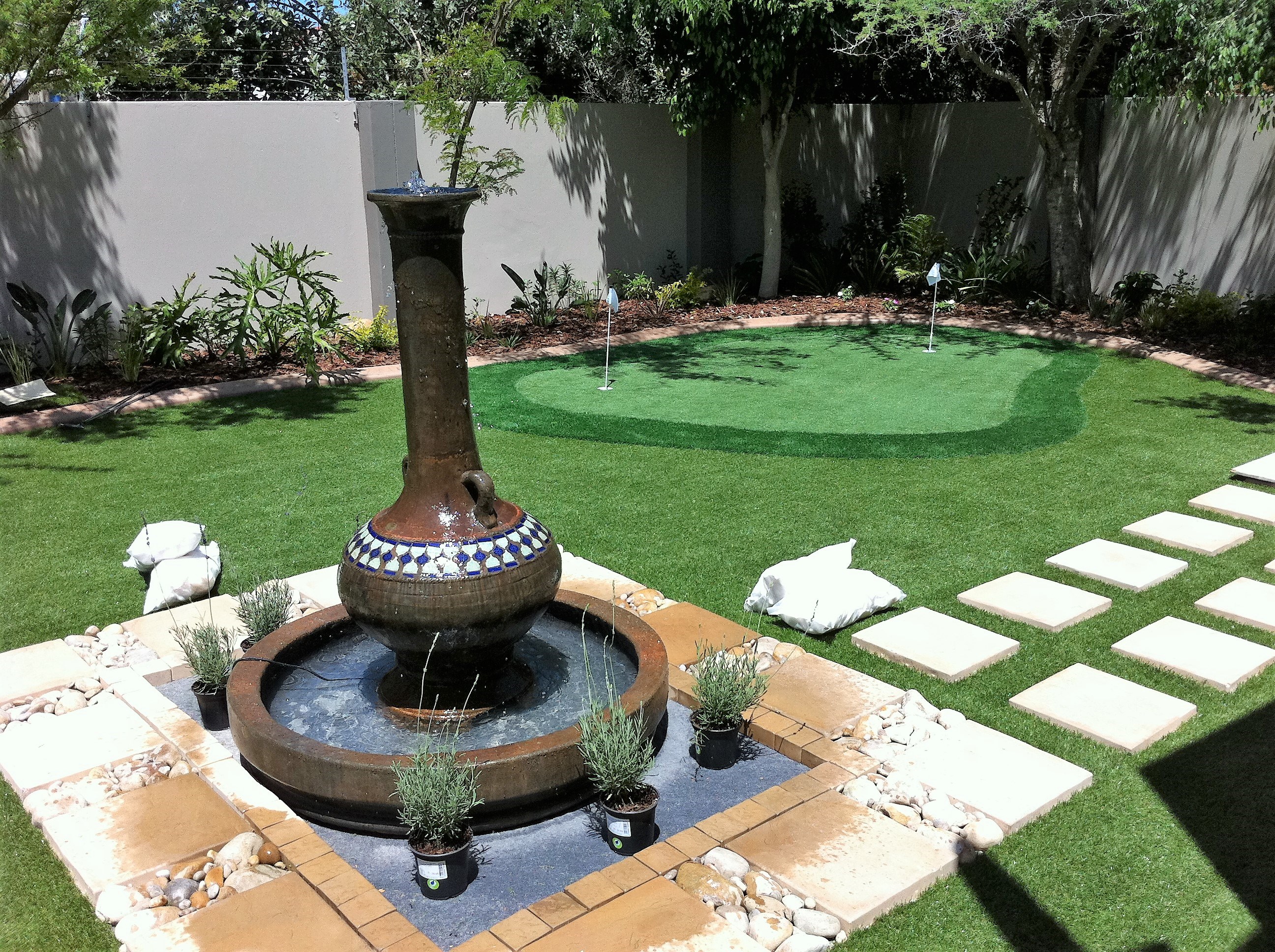 waterwise artificial / synthetic lawn